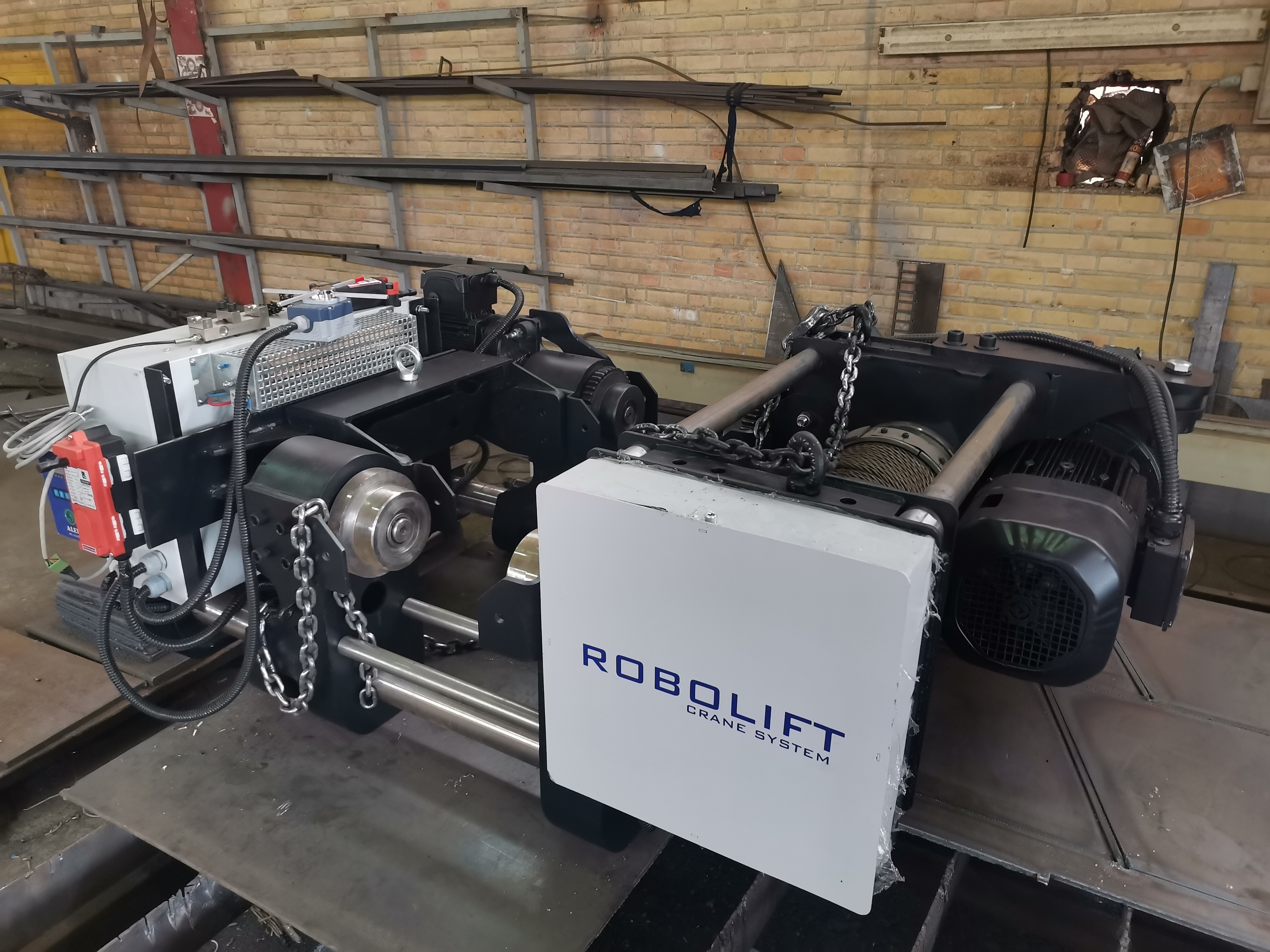 بالابرهای Robolift با قطعات اروپای غربی